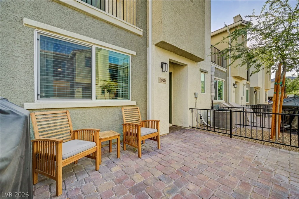 2650 Wimbledon White, North Las Vegas, NV 89086