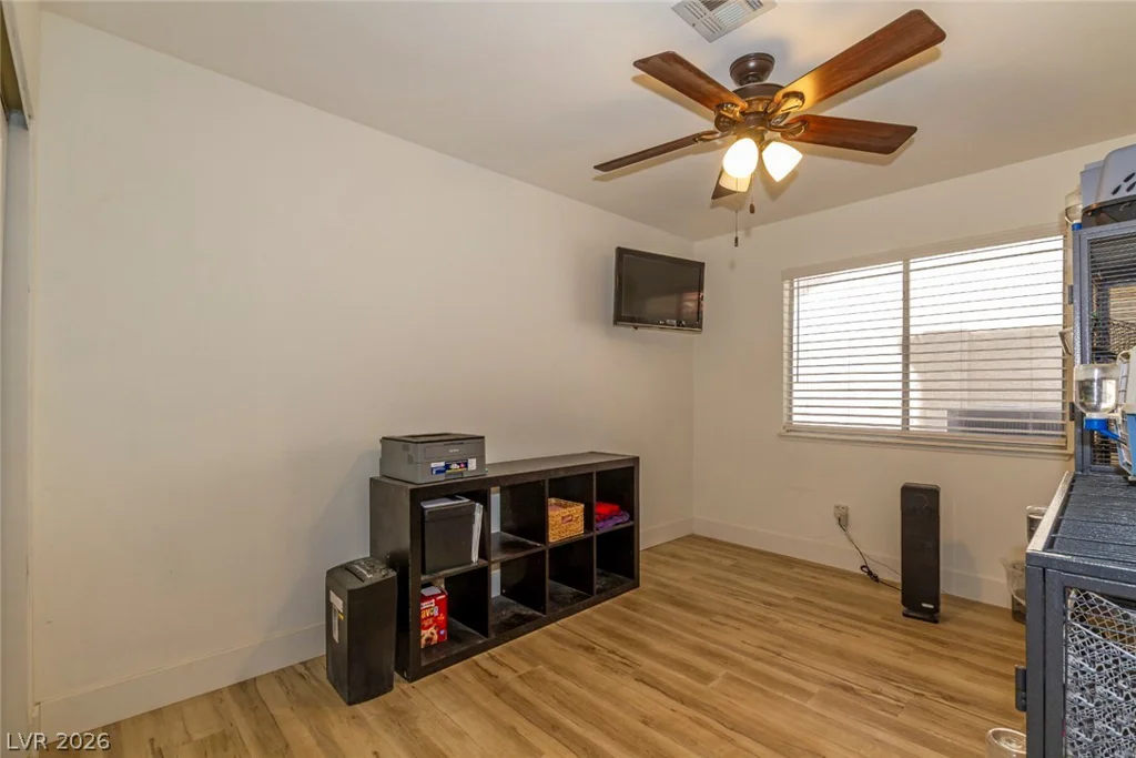 5525 Red Bluff, Las Vegas, NV 89130