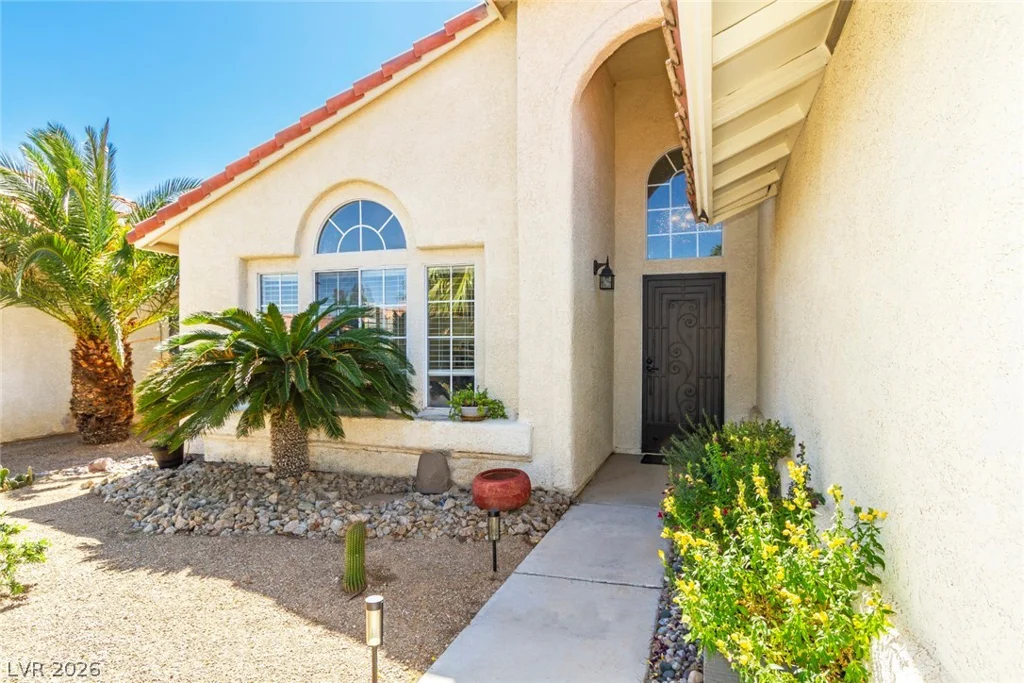 5525 Red Bluff, Las Vegas, NV 89130