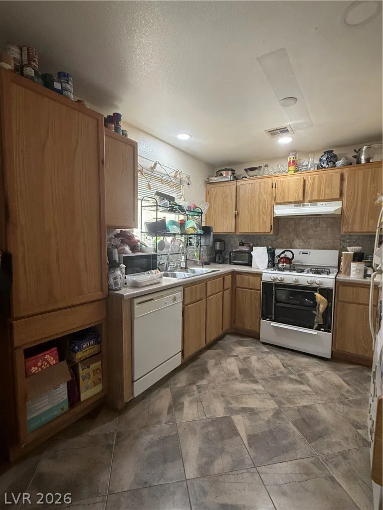 5324 Jungle Orchard, North Las Vegas, NV 89031