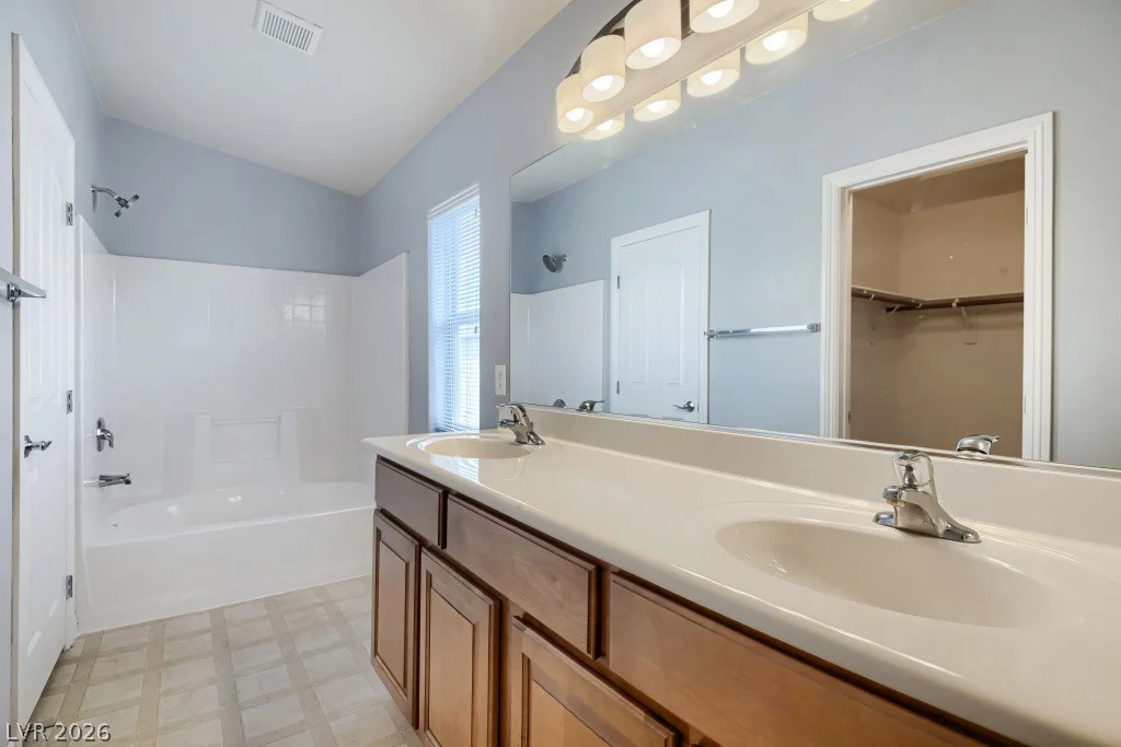 10073 Malibu Creek, Las Vegas, NV 89183