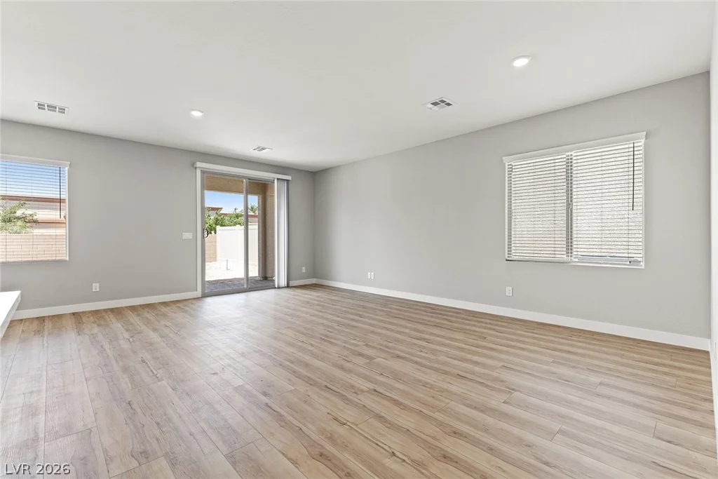 4504 Cave Lake, North Las Vegas, NV 89032