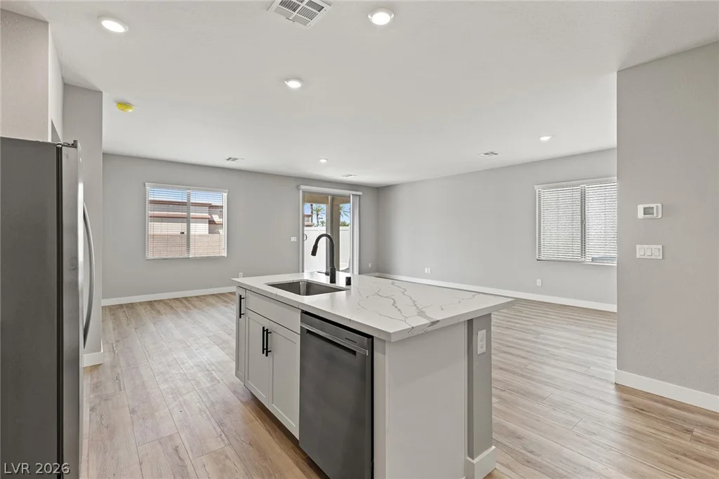 4504 Cave Lake, North Las Vegas, NV 89032