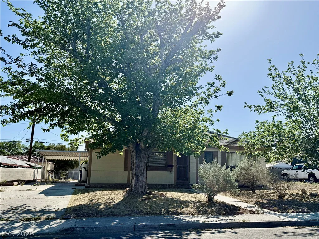1133 Darmak, Las Vegas, NV 89102