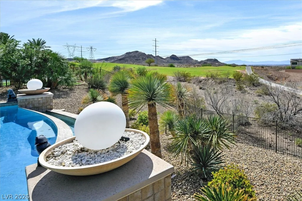 75 Contrada Fiore, Henderson, NV 89011