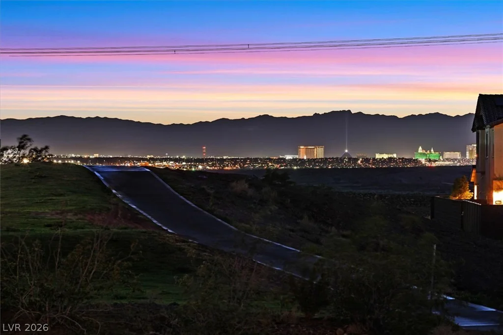 75 Contrada Fiore, Henderson, NV 89011