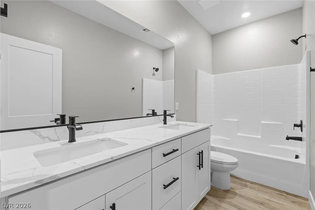 4524 Cave Lake, North Las Vegas, NV 89032