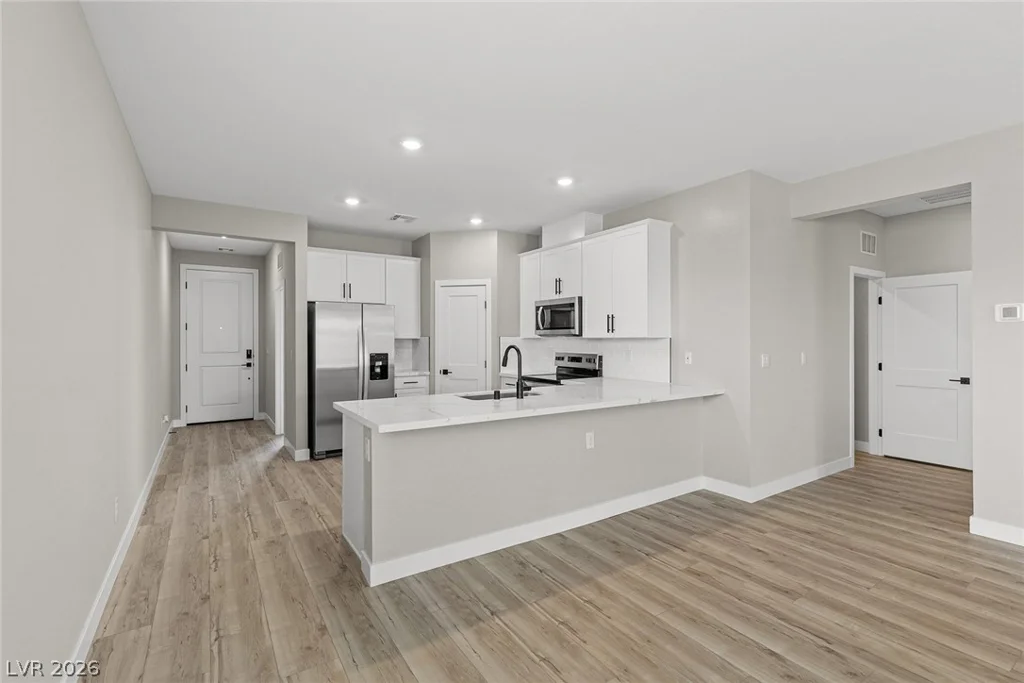4524 Cave Lake, North Las Vegas, NV 89032