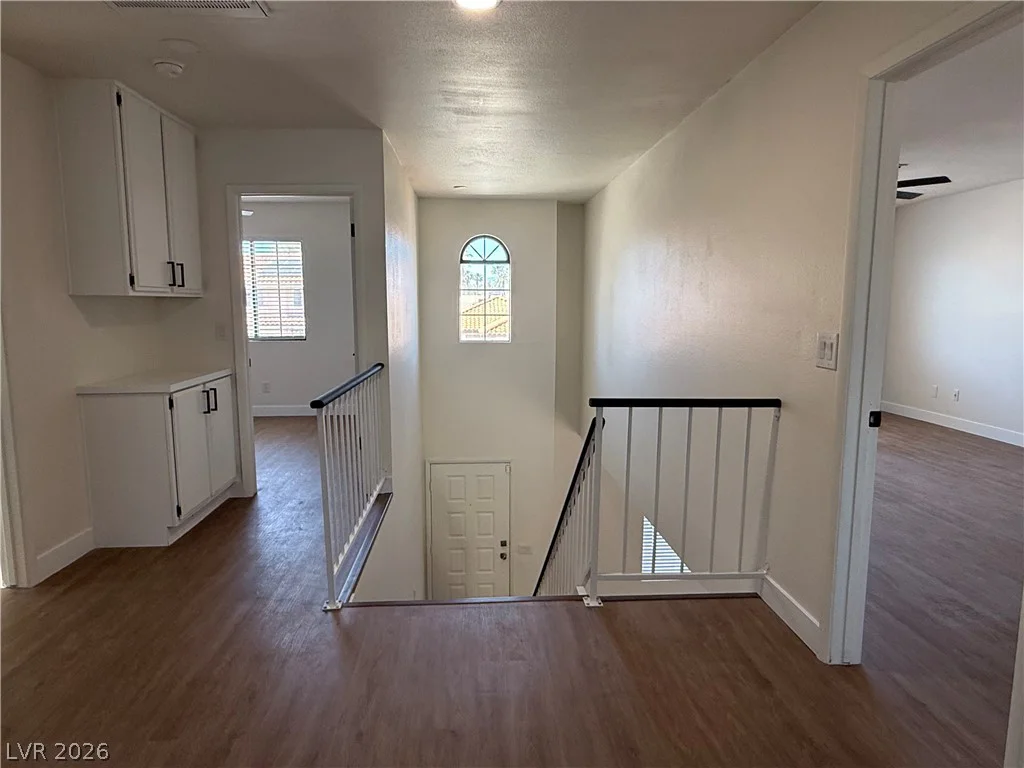 8425 Charles, Las Vegas, NV 89145
