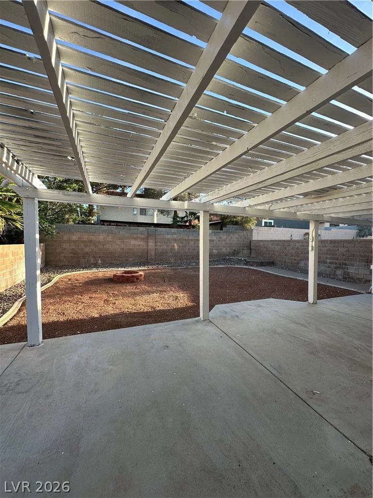 8425 Charles, Las Vegas, NV 89145