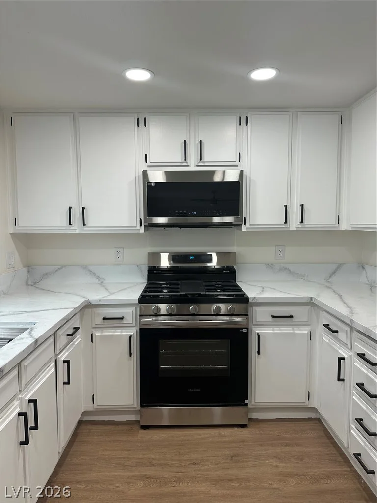 8425 Charles, Las Vegas, NV 89145