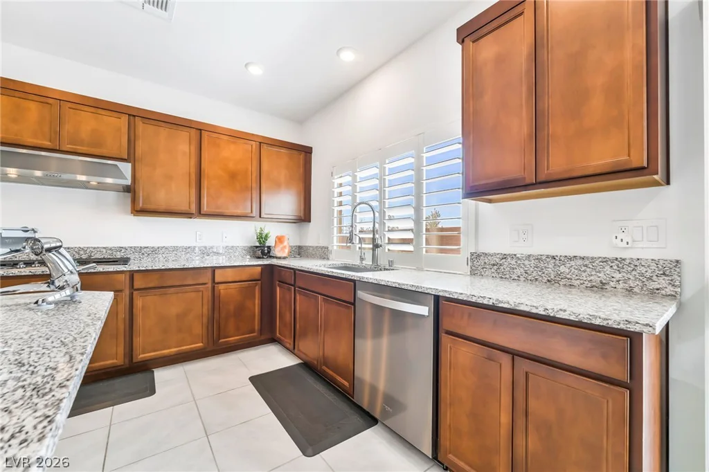 7255 Bold Rock, Las Vegas, NV 89113