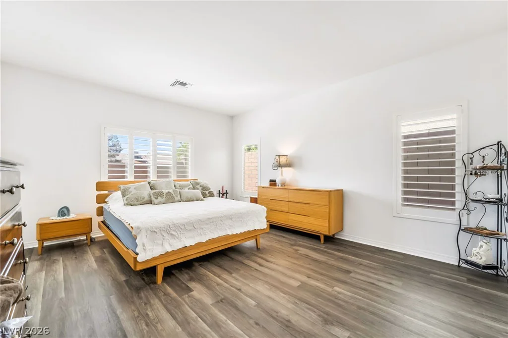 7255 Bold Rock, Las Vegas, NV 89113
