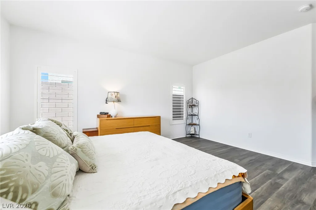 7255 Bold Rock, Las Vegas, NV 89113