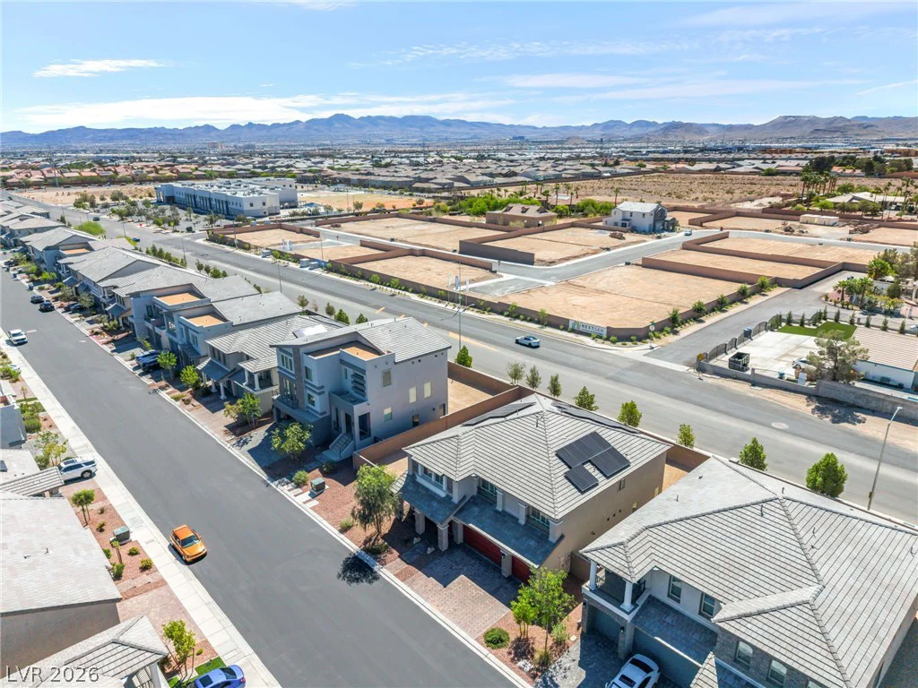 7255 Bold Rock, Las Vegas, NV 89113