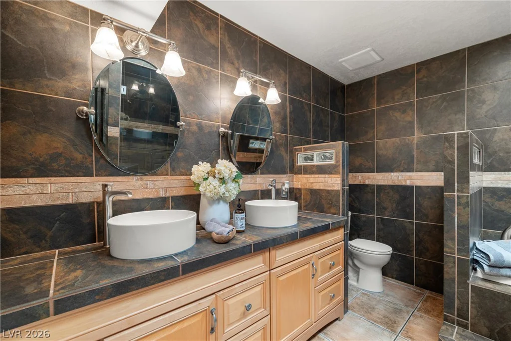 1704 Cameron, Las Vegas, NV 89102