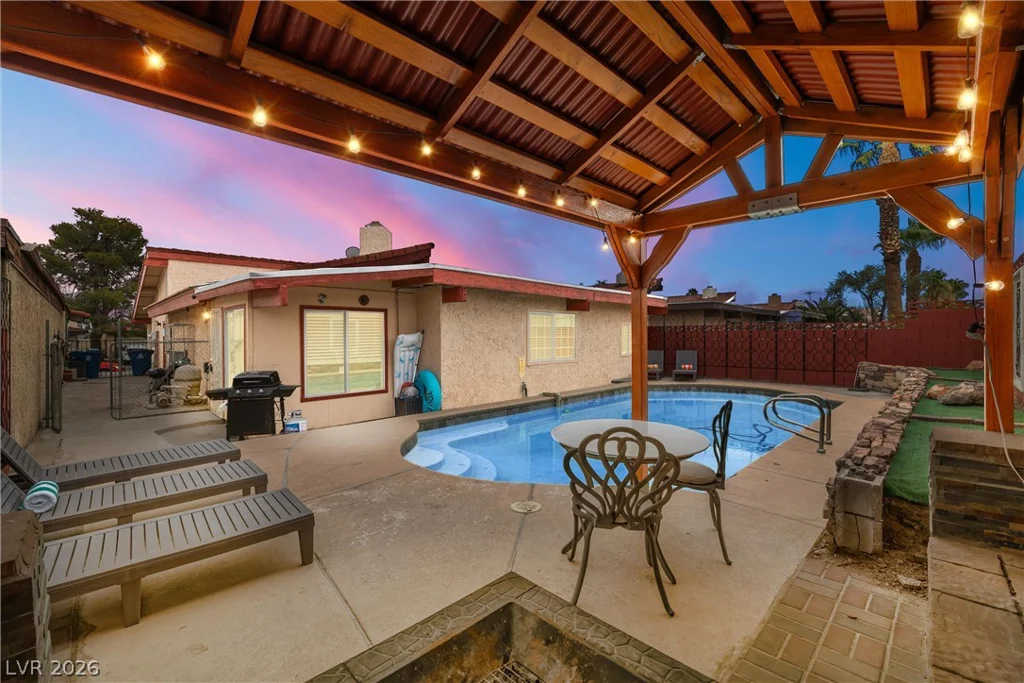1704 Cameron, Las Vegas, NV 89102