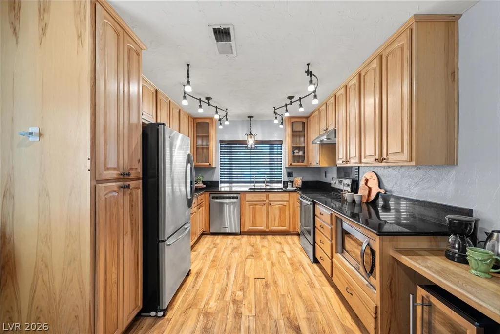1704 Cameron, Las Vegas, NV 89102