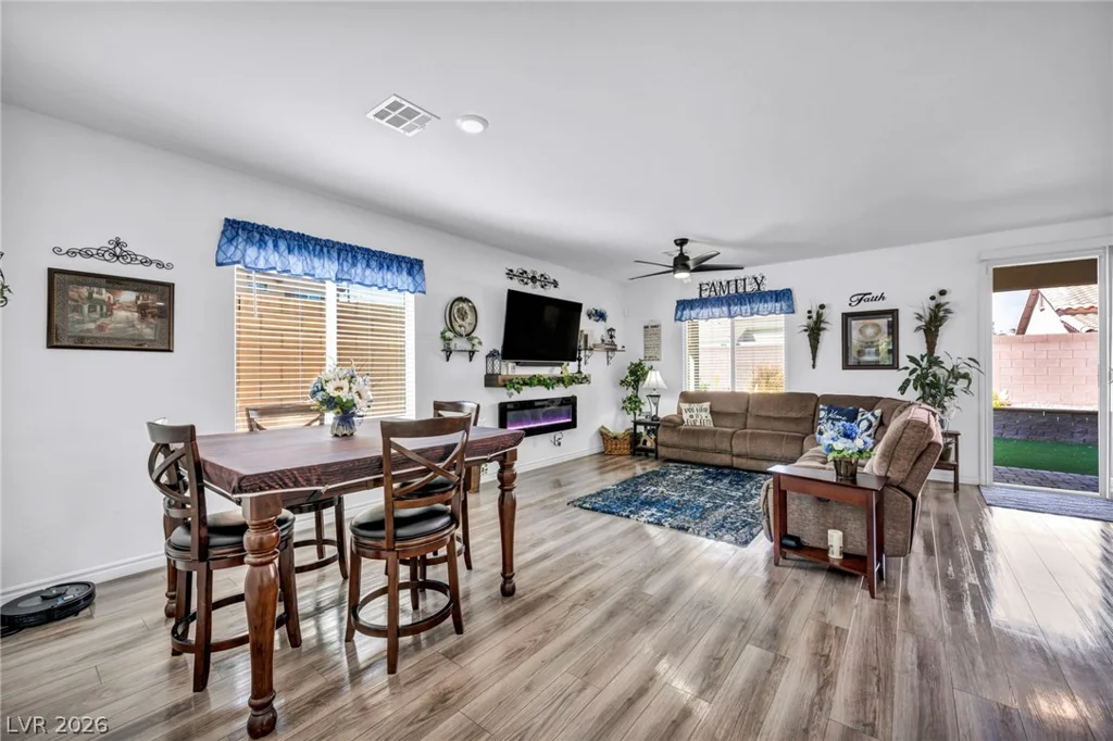 4817 Royal Magnolia, North Las Vegas, NV 89031