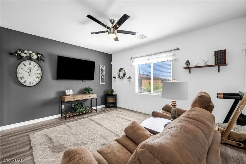 4817 Royal Magnolia, North Las Vegas, NV 89031