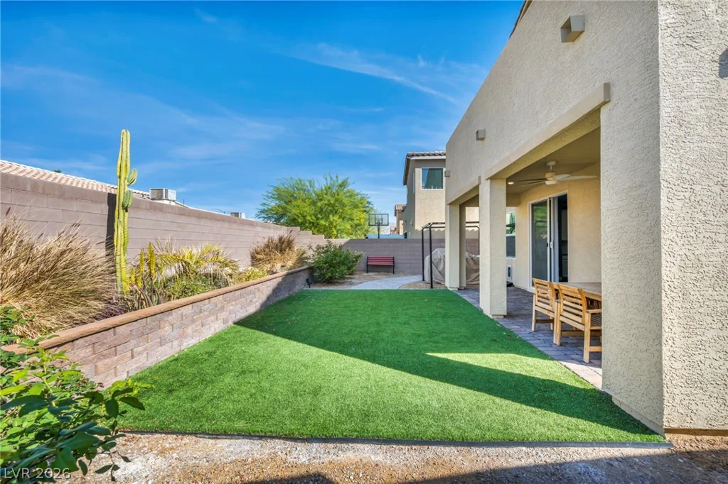 4817 Royal Magnolia, North Las Vegas, NV 89031