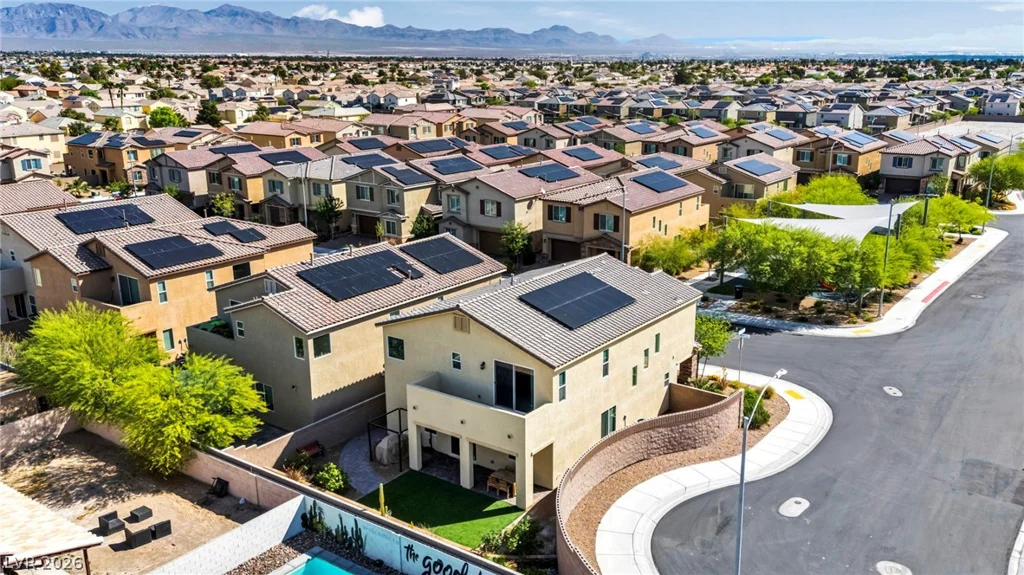 4817 Royal Magnolia, North Las Vegas, NV 89031