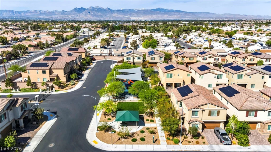 4817 Royal Magnolia, North Las Vegas, NV 89031