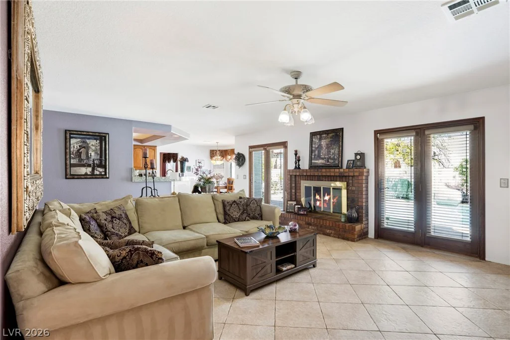 820 Lauren Patt, Henderson, NV 89014