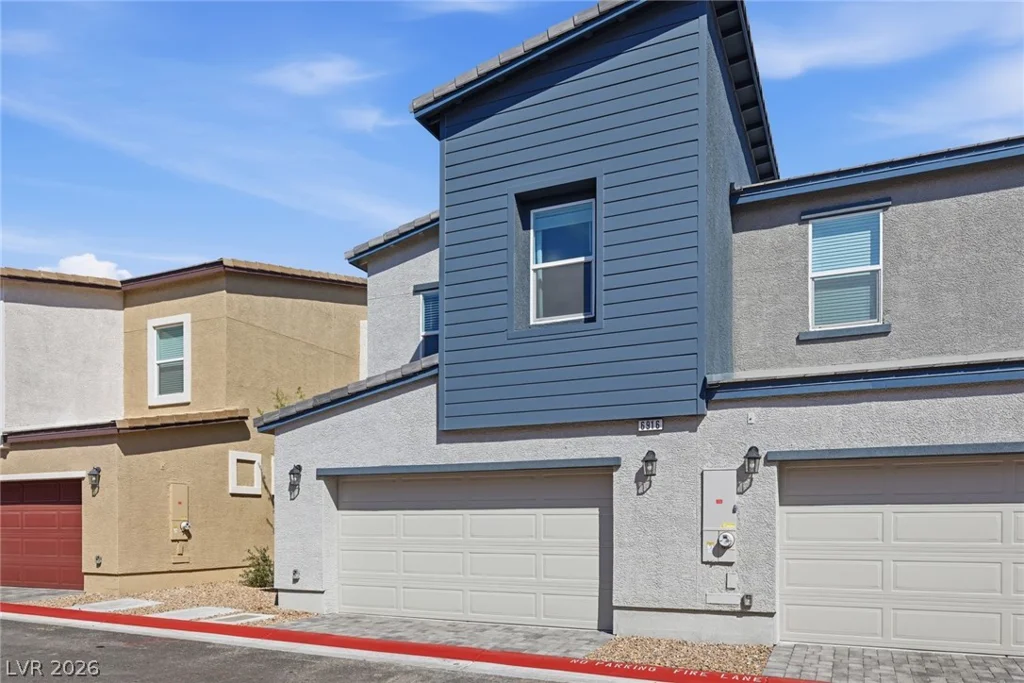 6916 Stratham Hill, Las Vegas, NV 89166