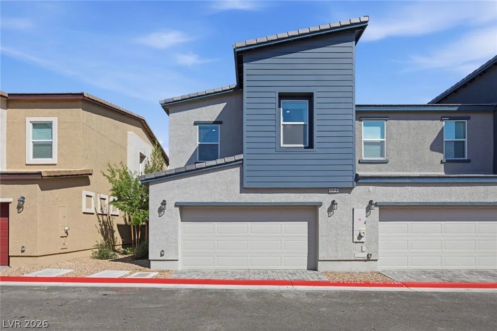 6916 Stratham Hill, Las Vegas, NV 89166
