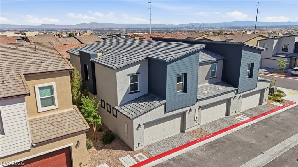 6916 Stratham Hill, Las Vegas, NV 89166