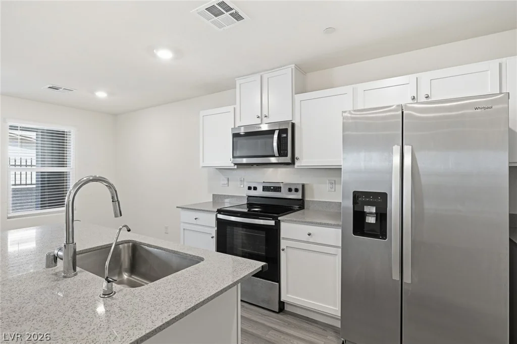 6916 Stratham Hill, Las Vegas, NV 89166