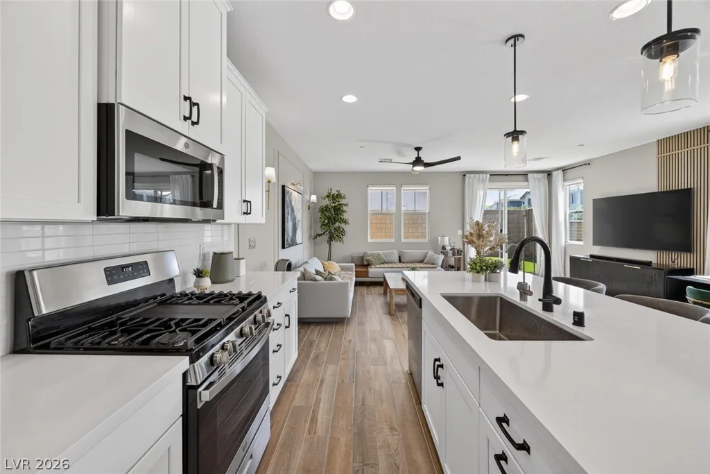 706 Monroe Hill, Henderson, NV 89011