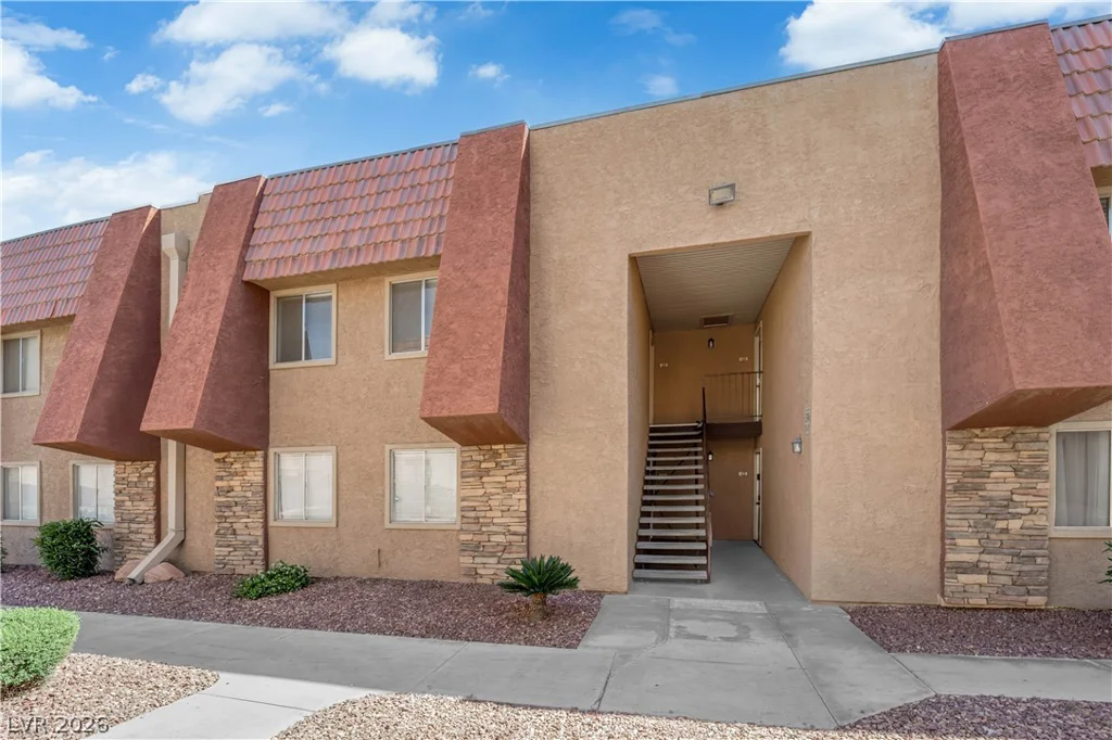4421 Alexis, Las Vegas, NV 89103