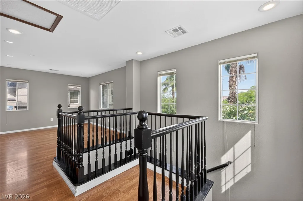 1176 Paradise Desert, Henderson, NV 89002