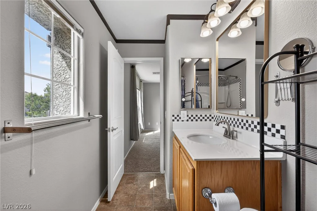 1176 Paradise Desert, Henderson, NV 89002
