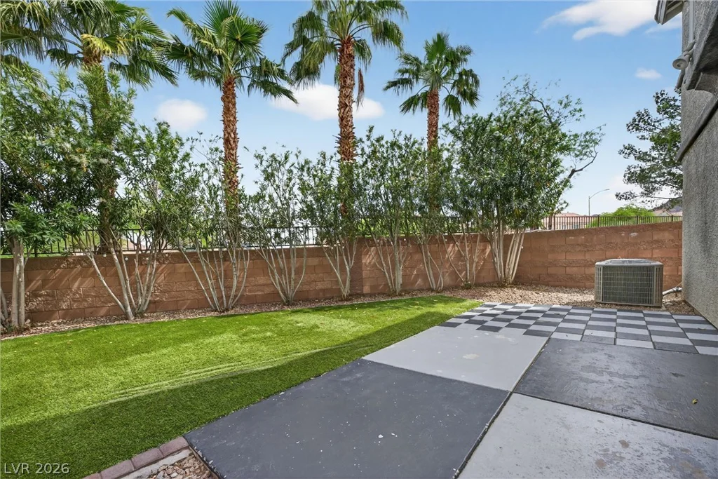 1176 Paradise Desert, Henderson, NV 89002