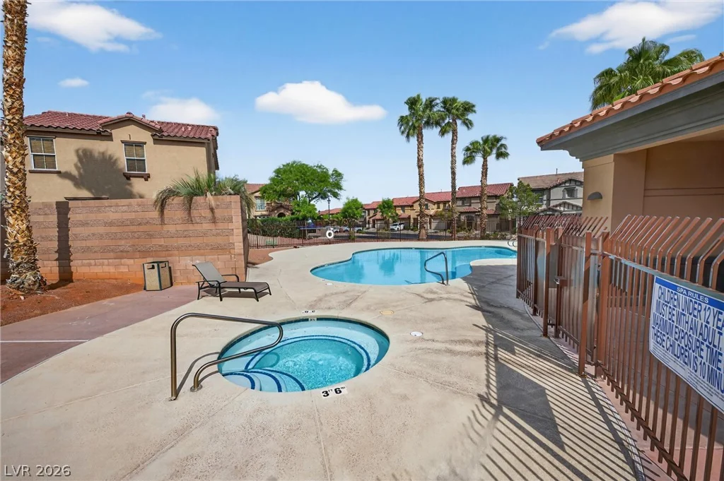 1176 Paradise Desert, Henderson, NV 89002