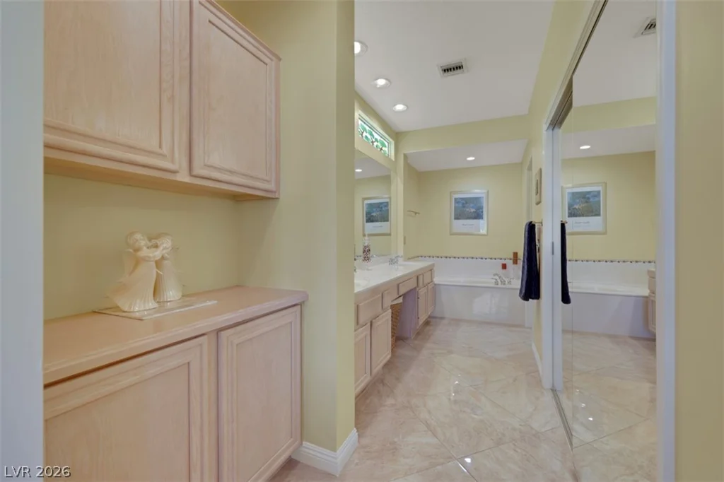 2921 Golf Links, Las Vegas, NV 89134