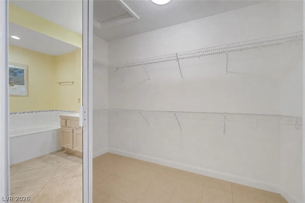 2921 Golf Links, Las Vegas, NV 89134