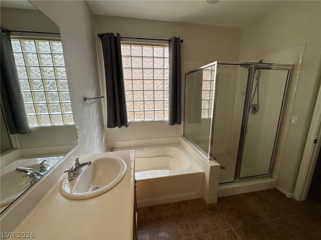 7621 Port Orchard, Las Vegas, NV 89113