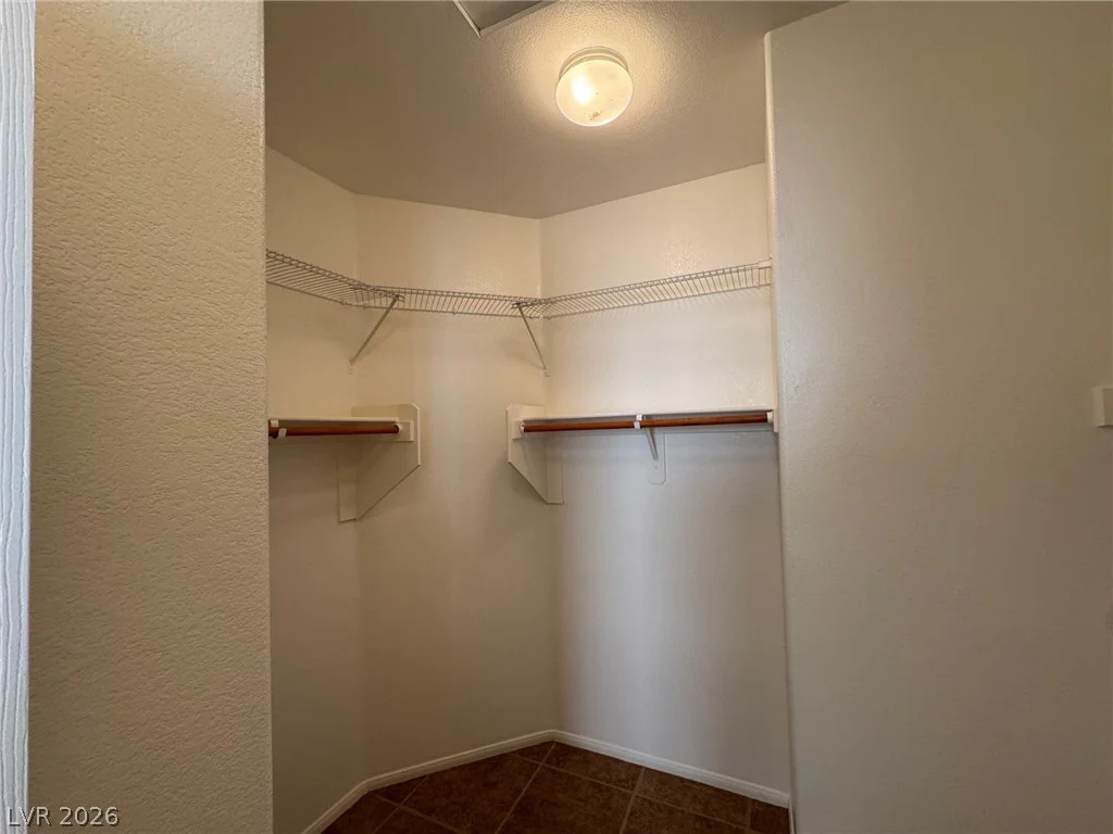 7621 Port Orchard, Las Vegas, NV 89113