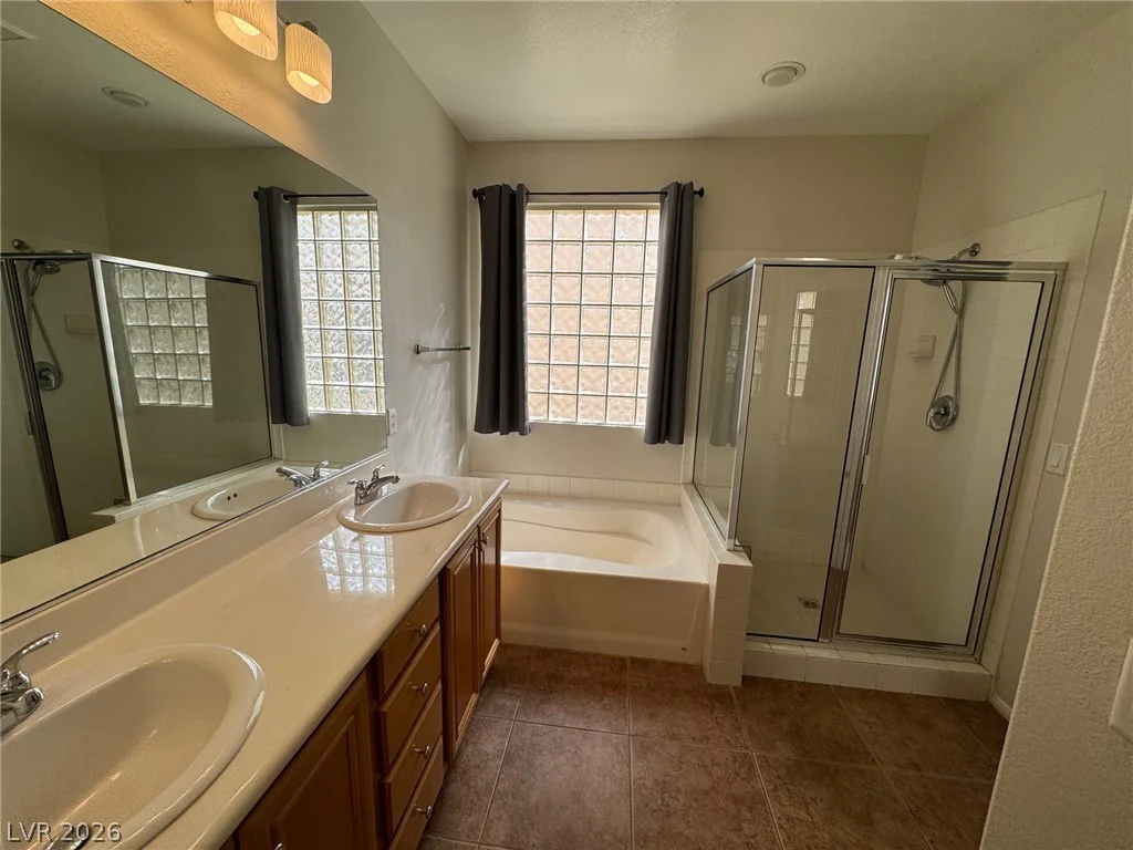 7621 Port Orchard, Las Vegas, NV 89113