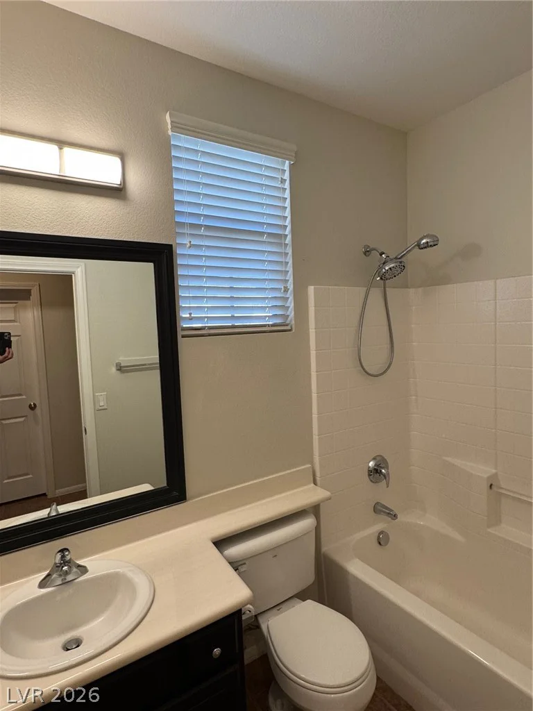 7621 Port Orchard, Las Vegas, NV 89113