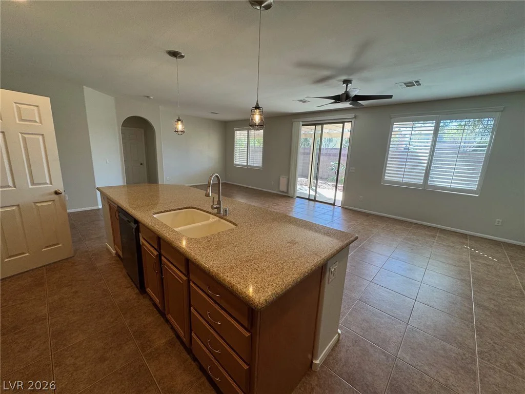 7621 Port Orchard, Las Vegas, NV 89113