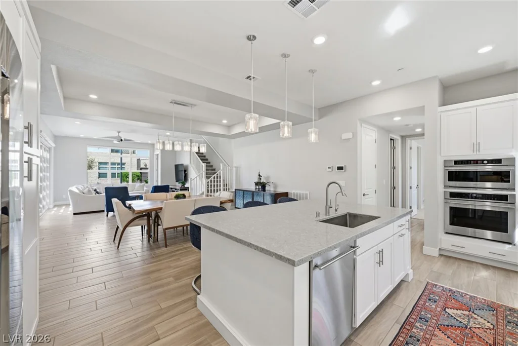 4238 Swift, Las Vegas, NV 89135