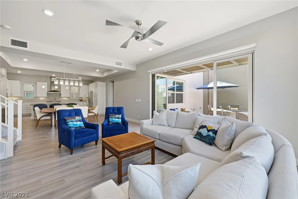 4238 Swift, Las Vegas, NV 89135