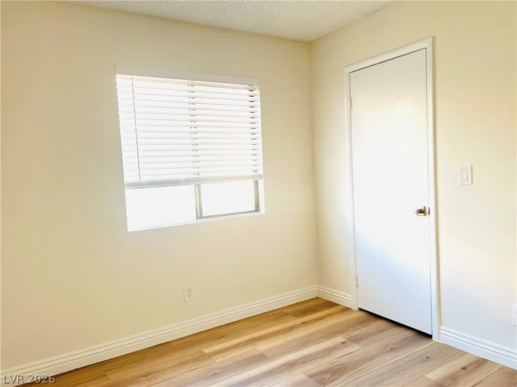 9528 Wooden Pier, Las Vegas, NV 89117