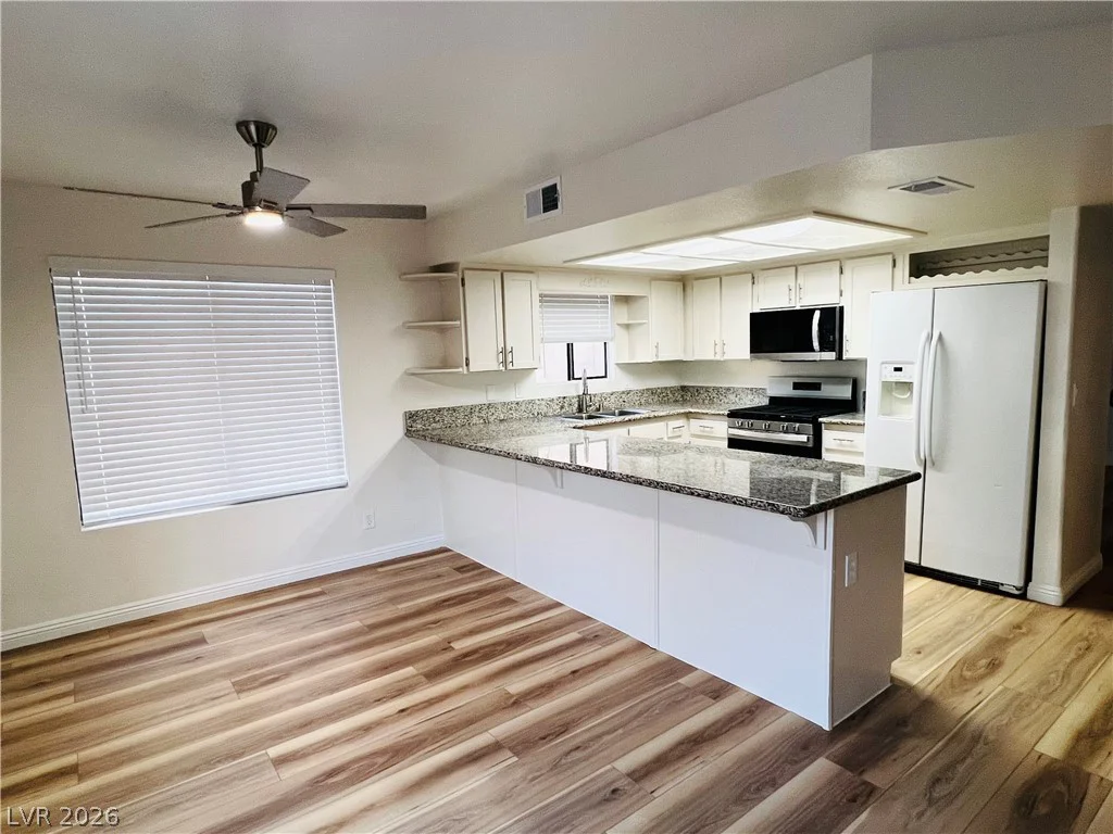 9528 Wooden Pier, Las Vegas, NV 89117