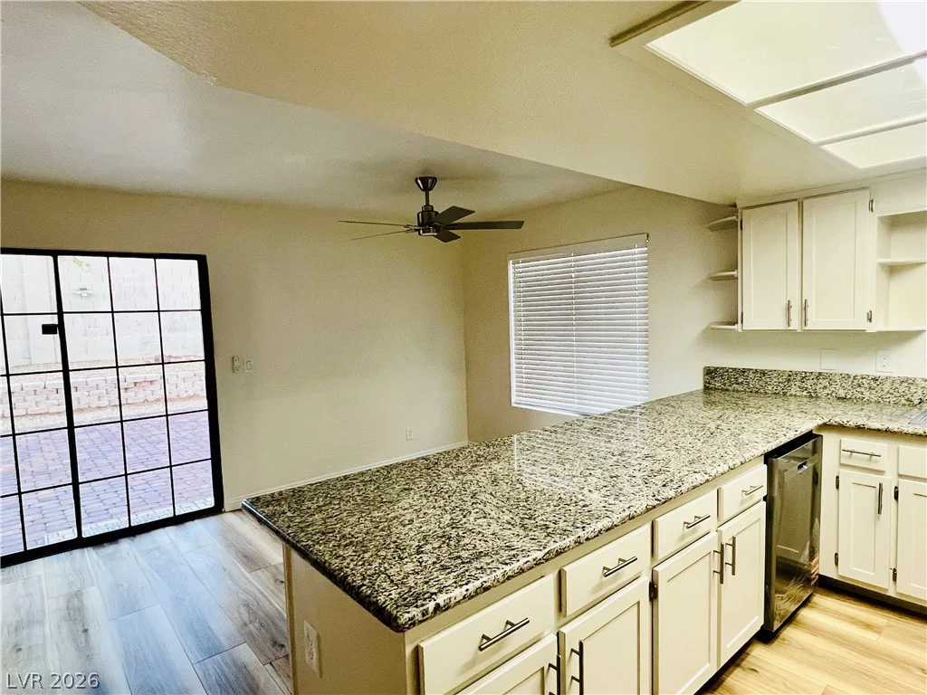 9528 Wooden Pier, Las Vegas, NV 89117
